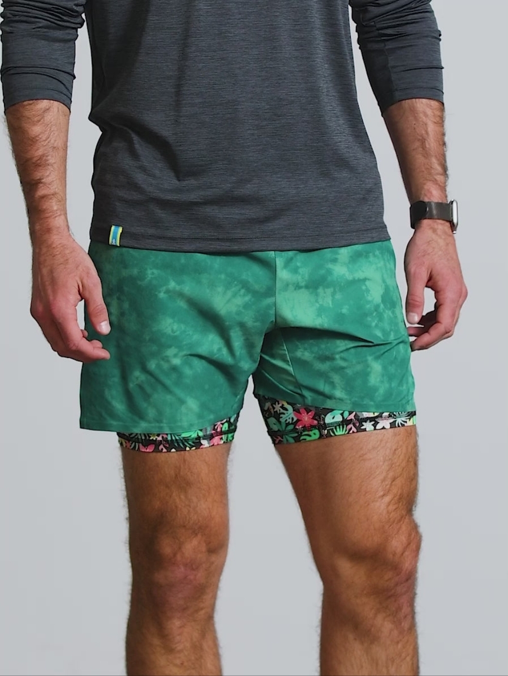 Chubbies Men's The Primal Instincts 5.5" Sport Shorts Sz S